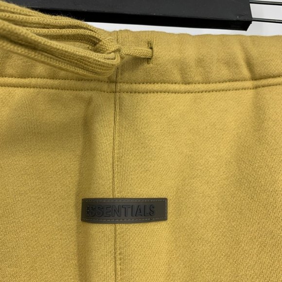 Fear of God Essentials Tan Shorts - Picture 3 of 10